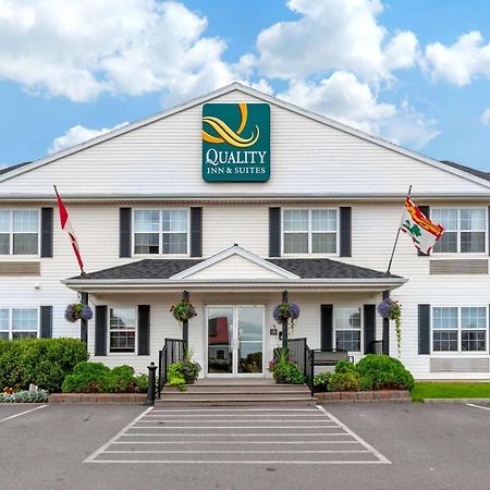 ホテル スーパー 8 シャーロットタウン プリンスエドワードアイランド Cornwall エクステリア 写真